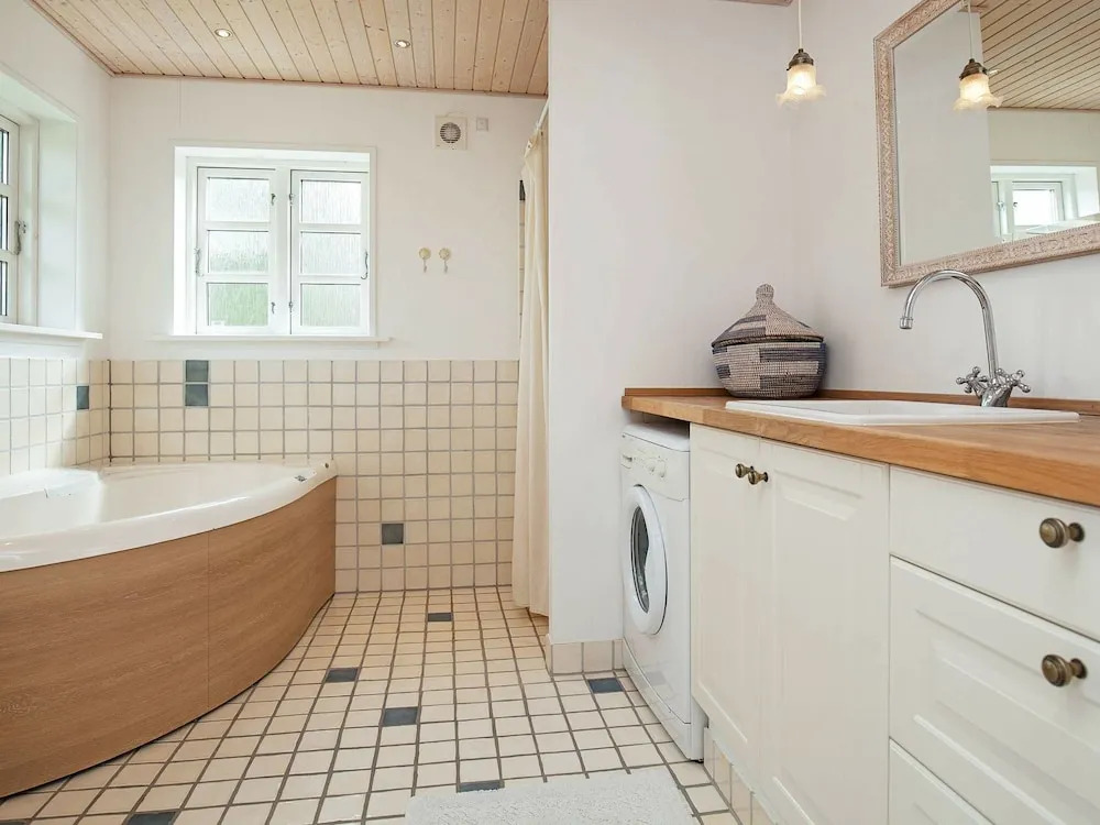 Charming Holiday Home in Dannemare With Whirlpool - фото 7