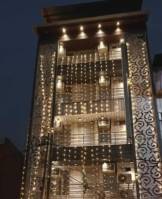 Hotel Red Chilly Adarsh Nagar