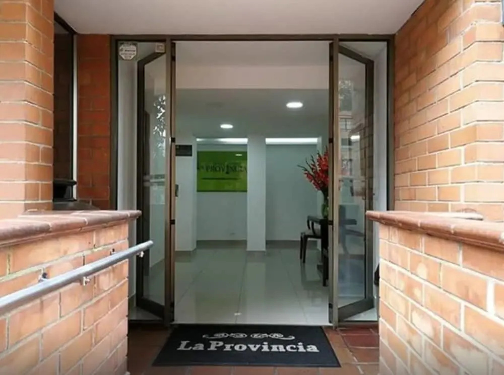 Aparta Hotel La Provincia
