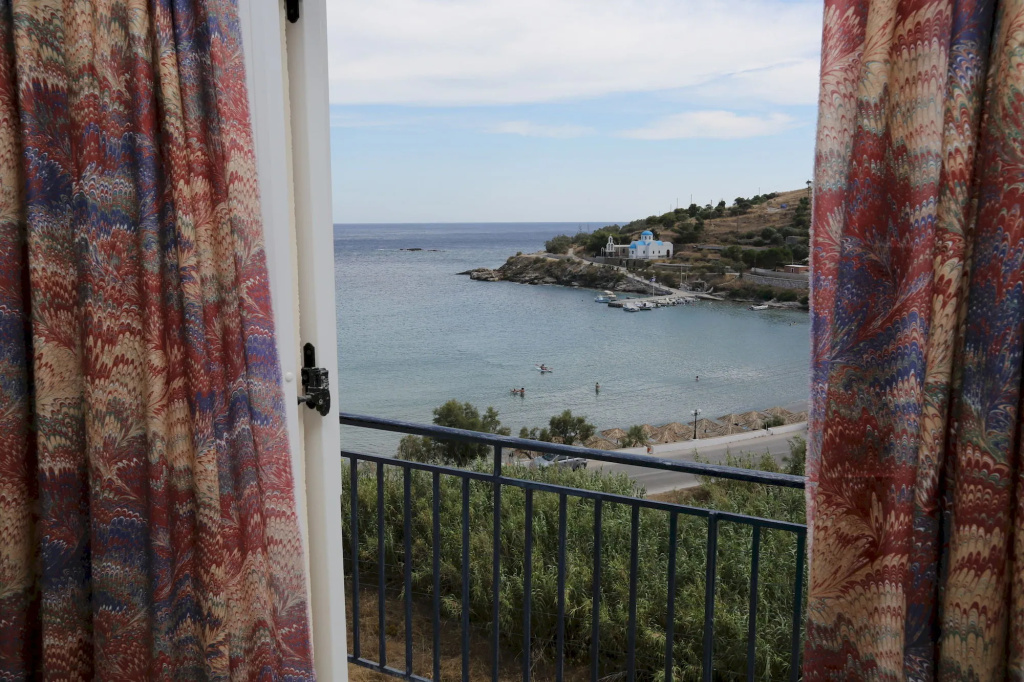 Balcony & Terrace