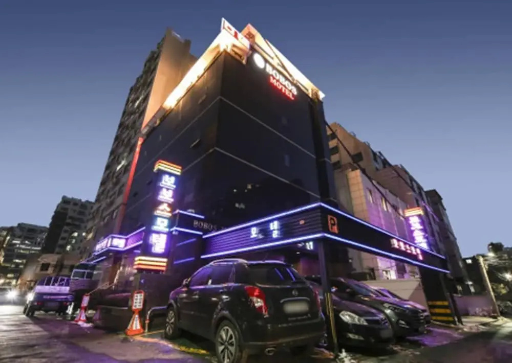 Hotel photo 1
