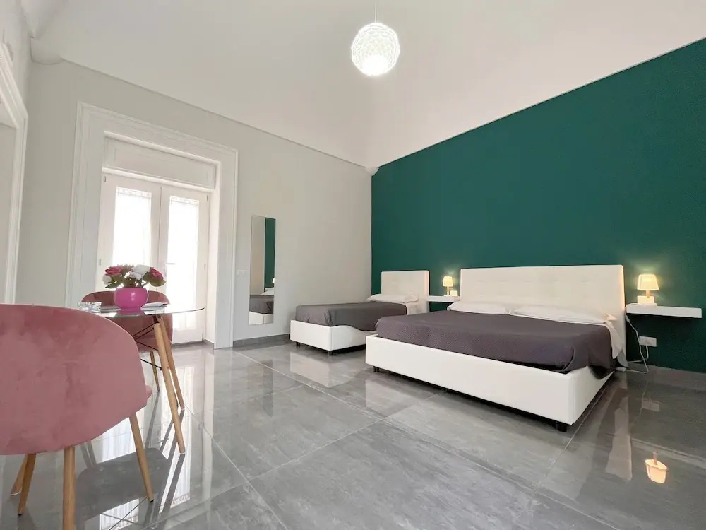 Standard Double room with balcony (full double bed)