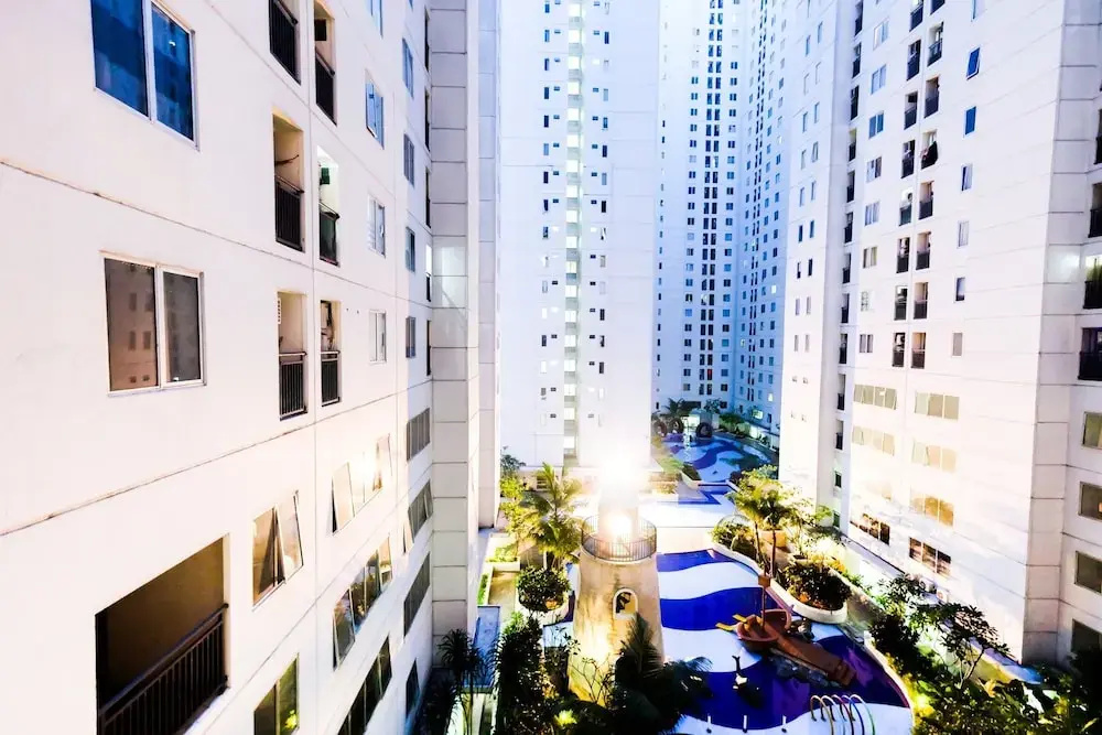 Elegant 2BR Bassura City Apartment near Bassura City Mall