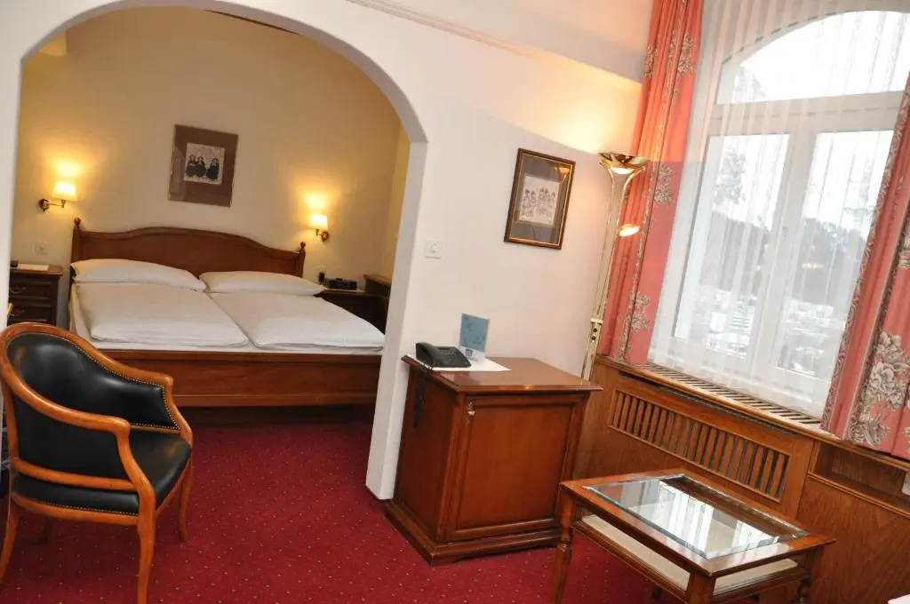 Standard Triple room with mountain view