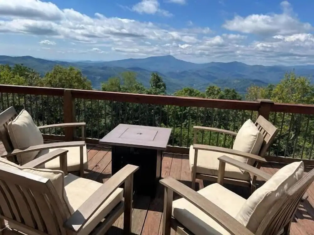 Shooting Star Lodge