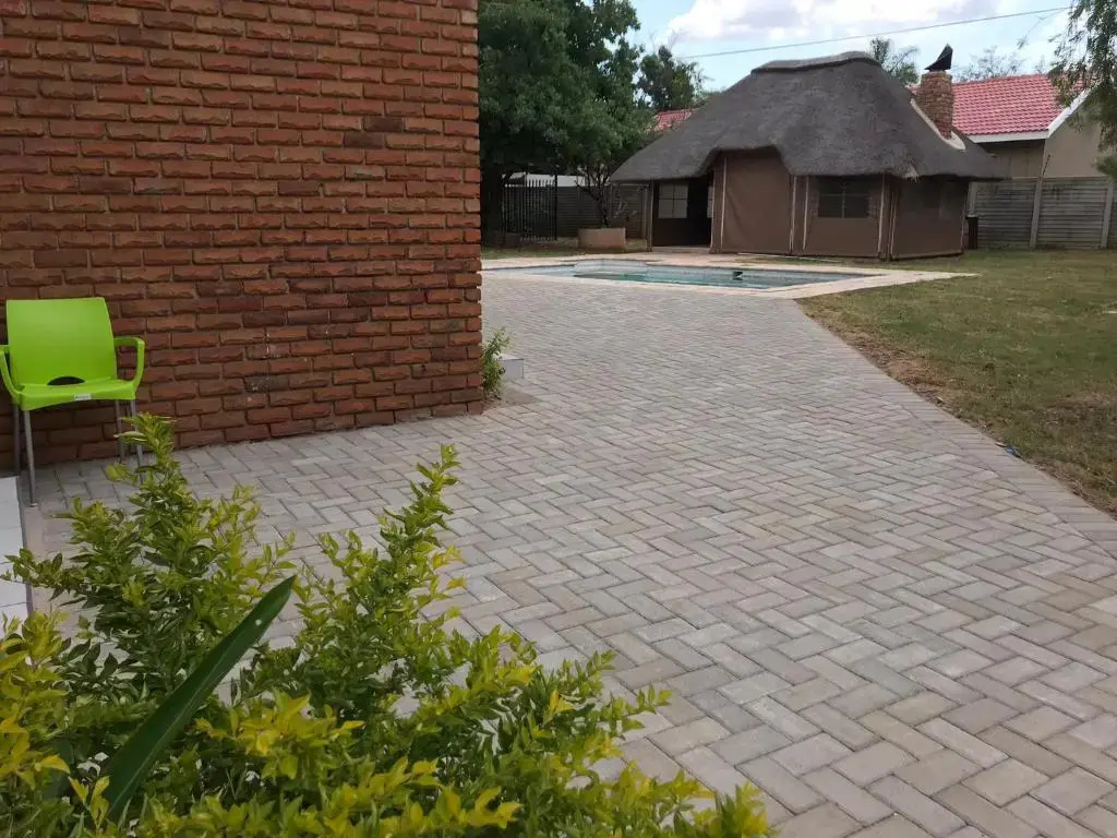 Standard Family room with garden view