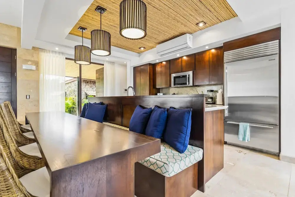 Beachfront Villa - Sunsets and Daily Maid Service - фото 2