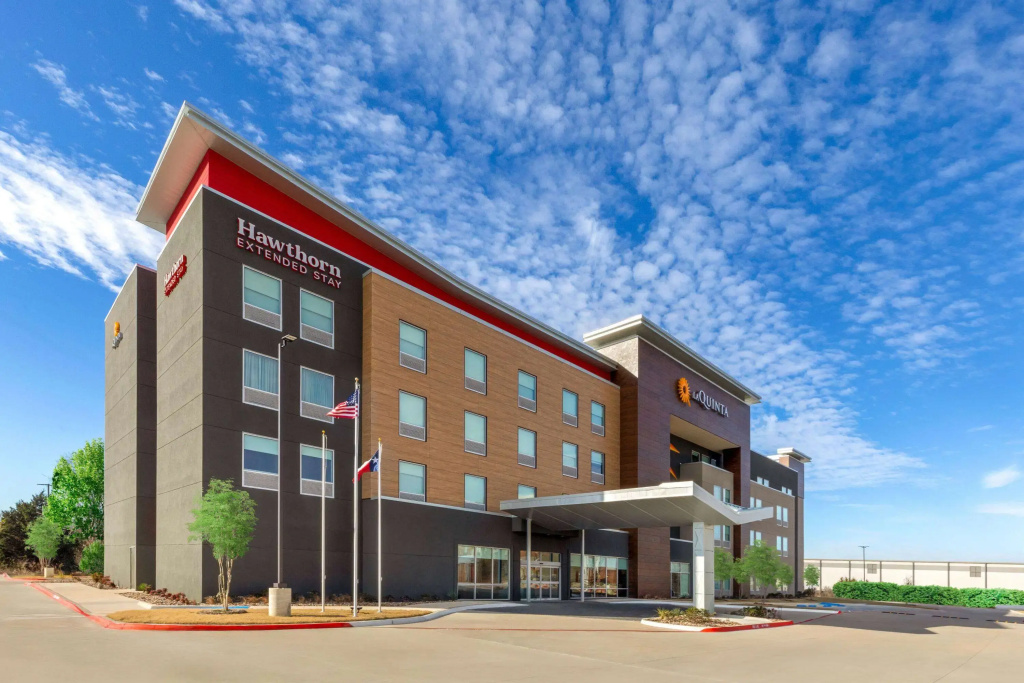 Hawthorn Extended Stay by Wyndham DeSoto — фото