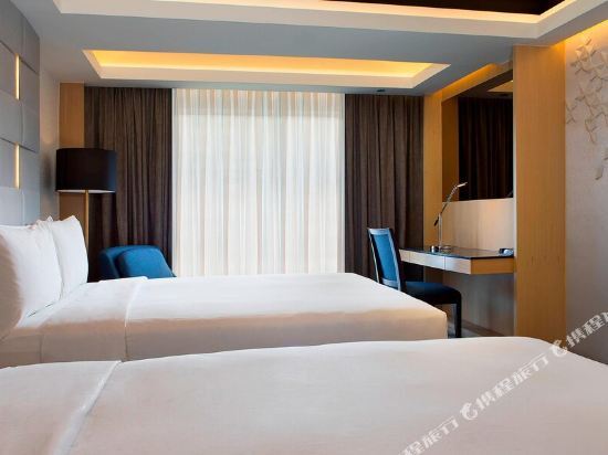 Le Meridien Kota Kinabalu