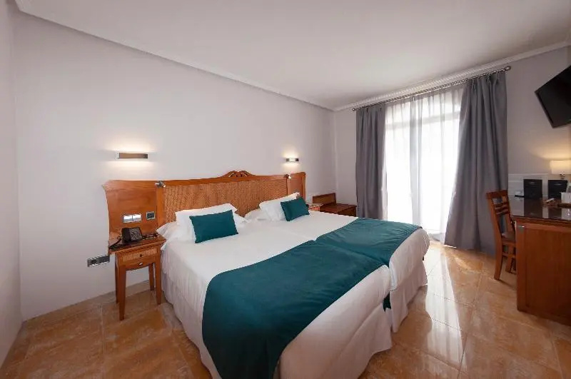 Hotel La Laguna Spa And Golf - Chambres