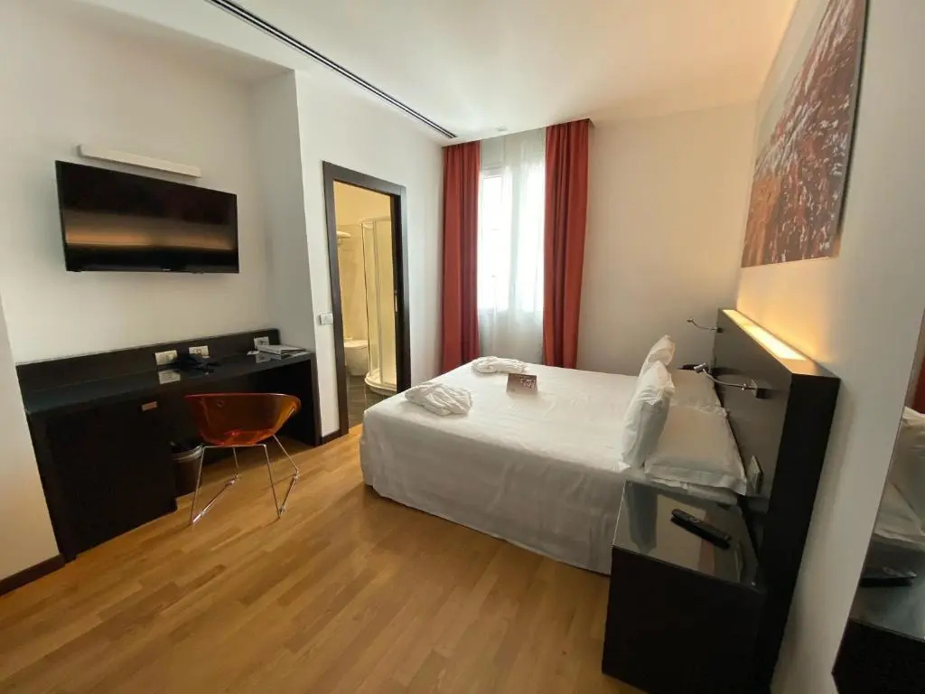 Card International Hotel - Chambres