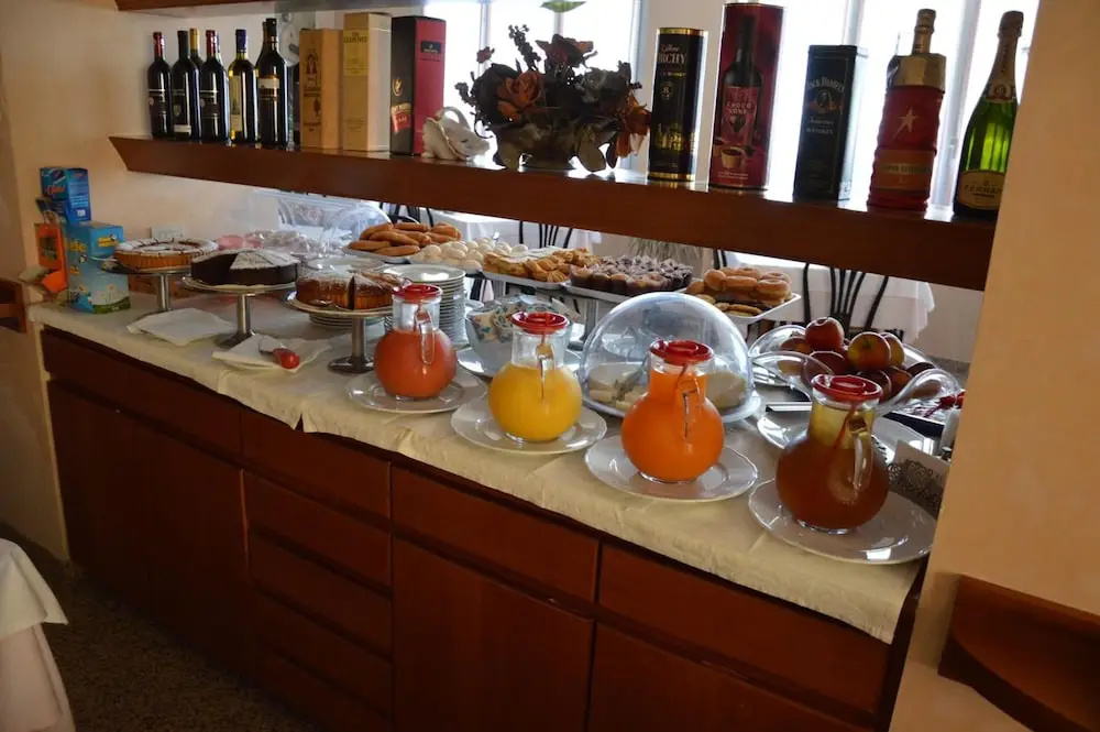 Hotel photo 12