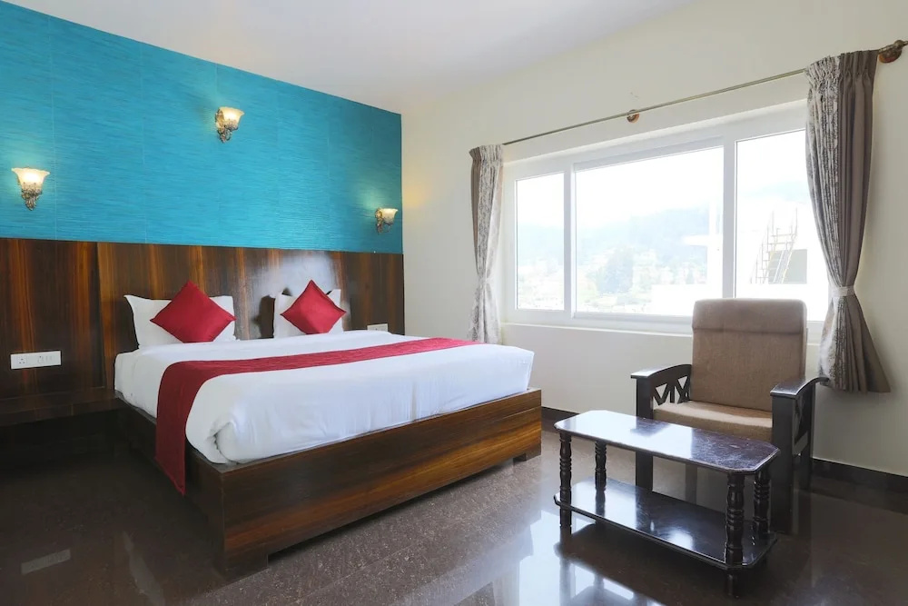 Deluxe Double room (full double bed)
