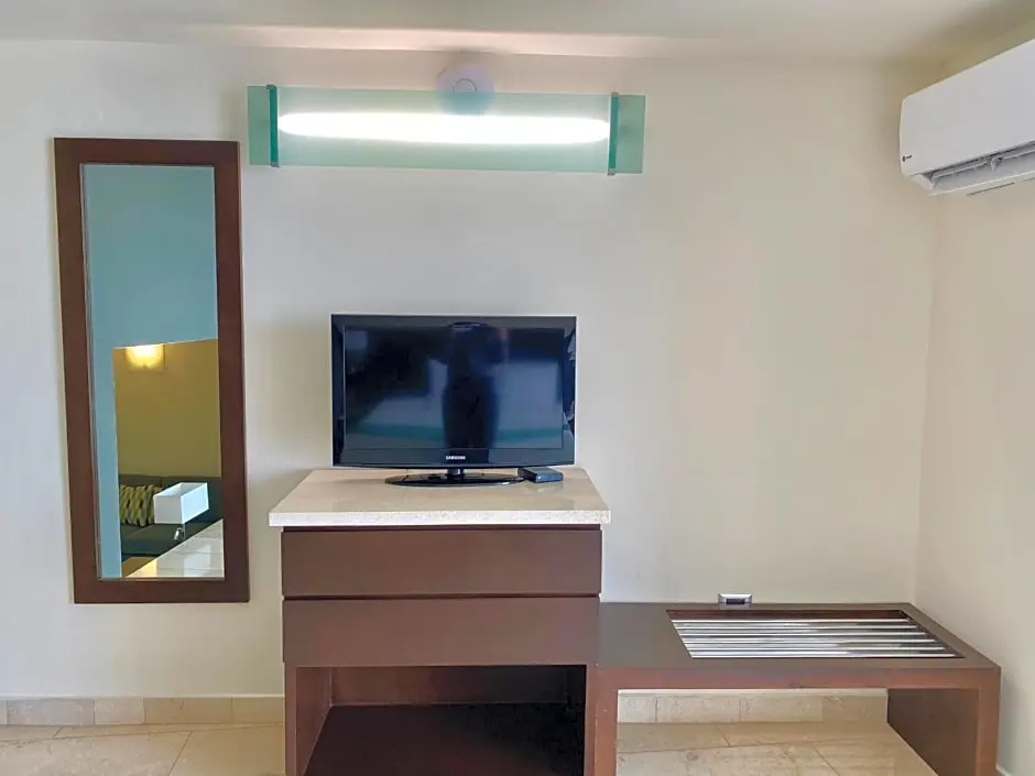 Seven Crown La Paz Malecon - Chambres