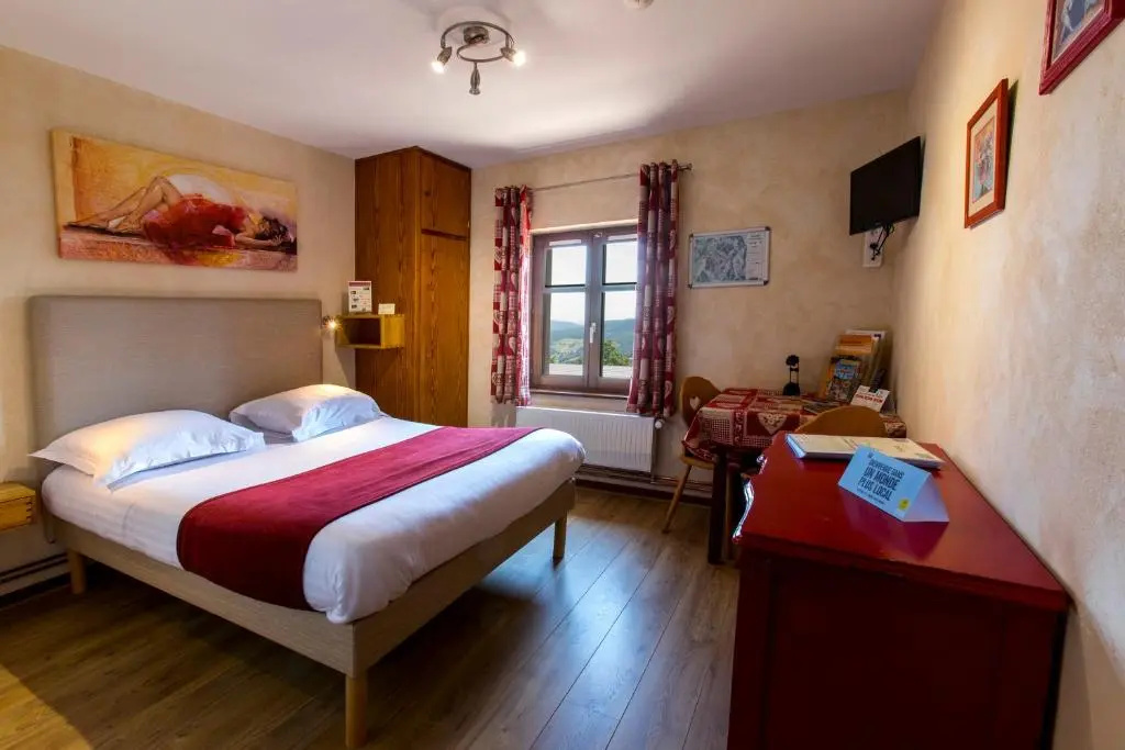 Standard Double room (full double bed)