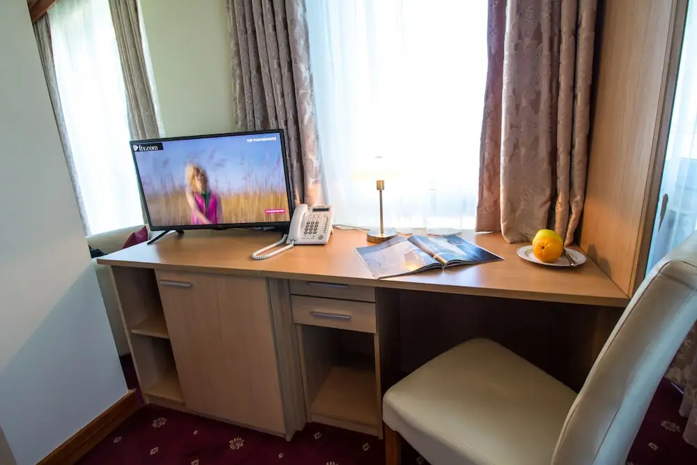 Deluxe Suite