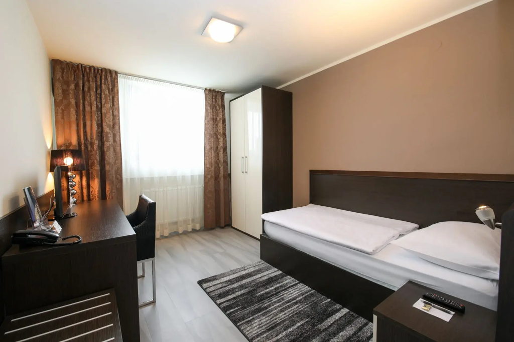 Superior Single room