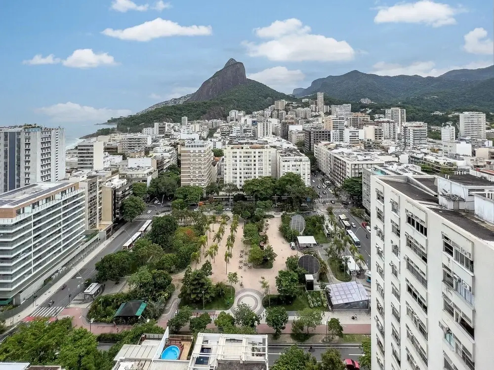 (1402) 2 Suítes, Vista para o Mar e Cristo