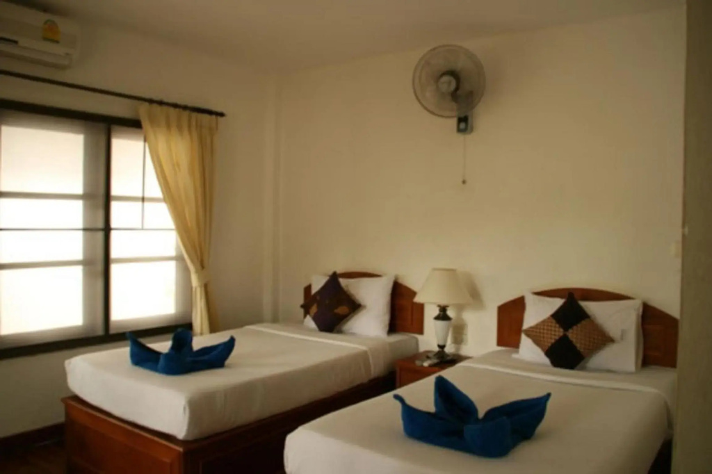 Marina Beach Resort — фото