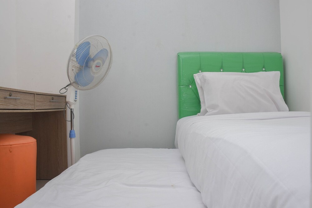 Best Deal And High Floor 2Br At Bassura City Apartment