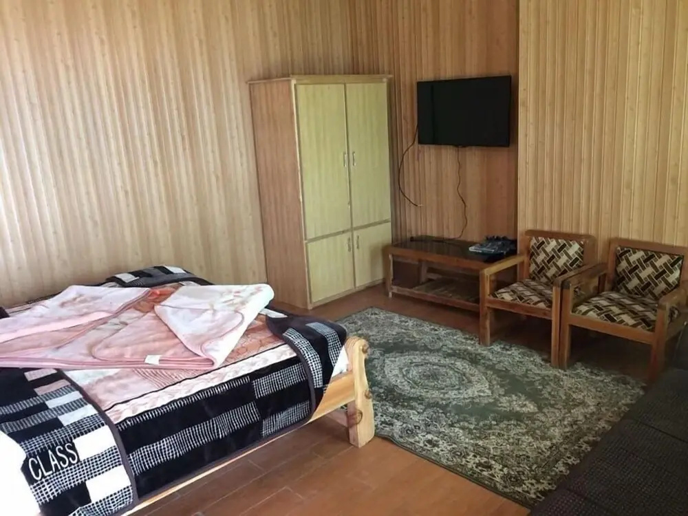 Hotel Serenity