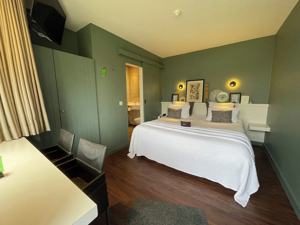 Economy Double room (twin beds)