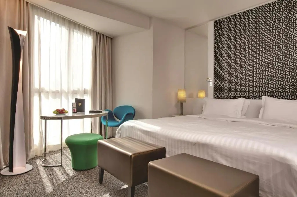 Superior Double room (full double bed)