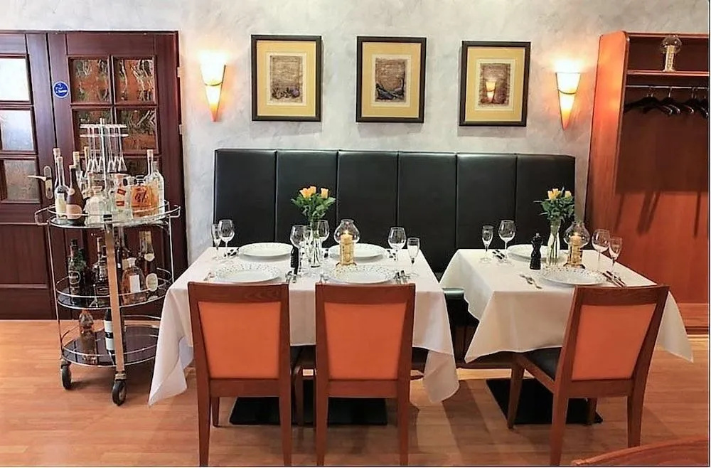 Hotel Restaurant Kasserolle - Général