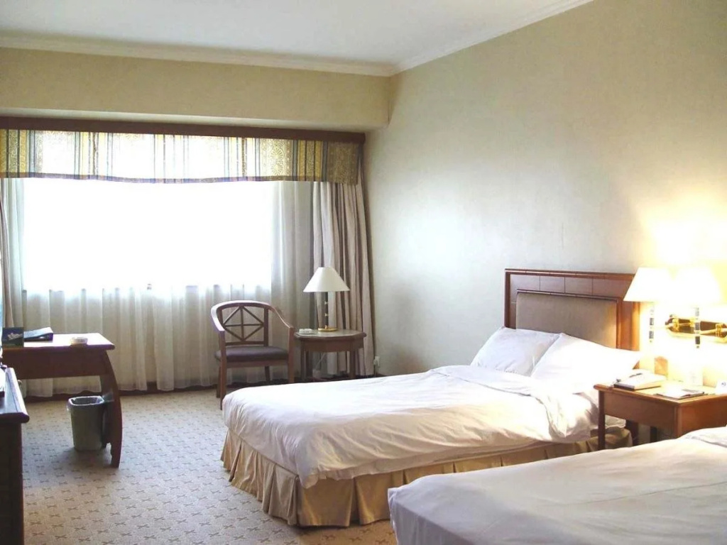 Gloria Plaza Suzhou