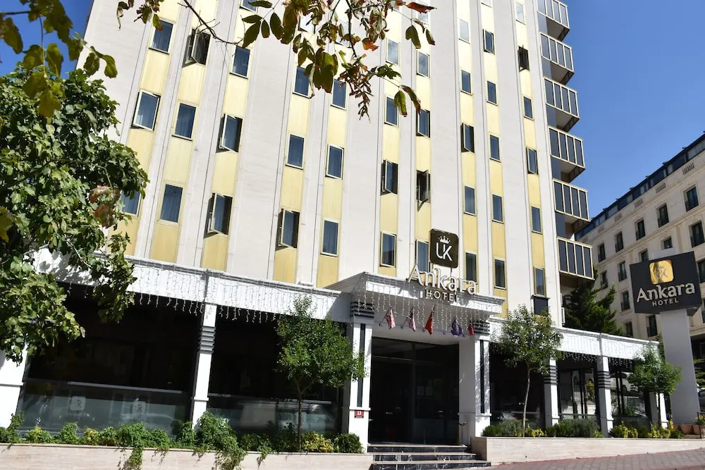 Segmen Hotel