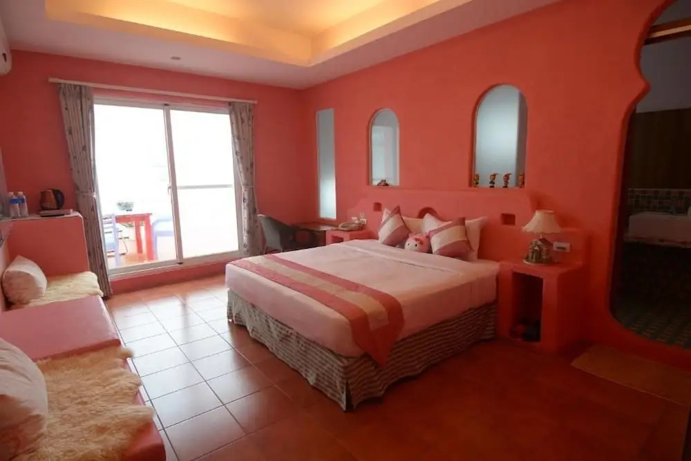 Standard Double room with ocean view (full double bed)
