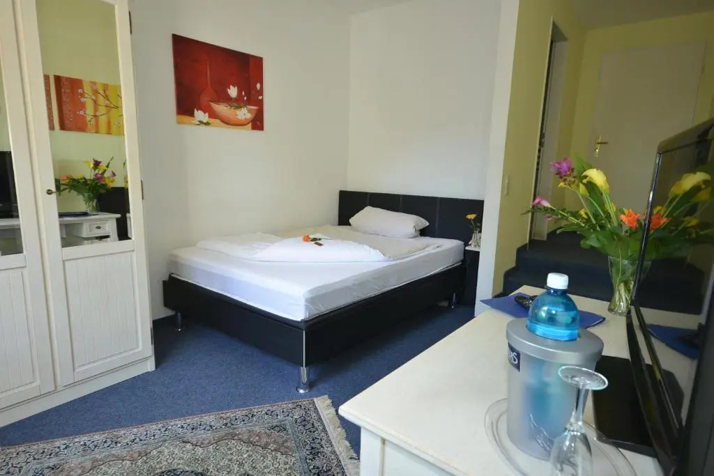 Comfort room