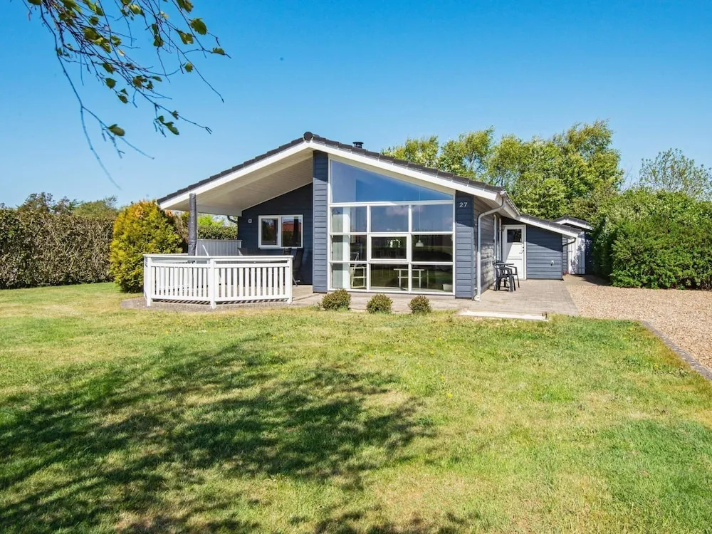 6 Person Holiday Home in Tarm