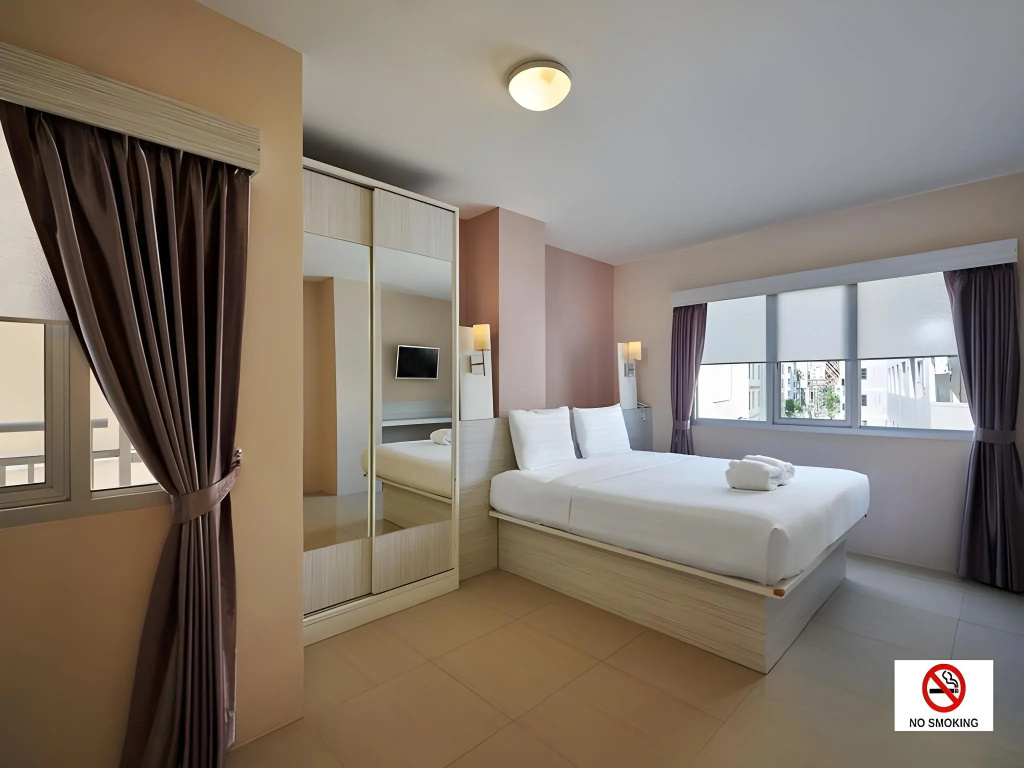 Отель Prom Ratchada Thailand Cultural Centre Hotel в Бангкоке