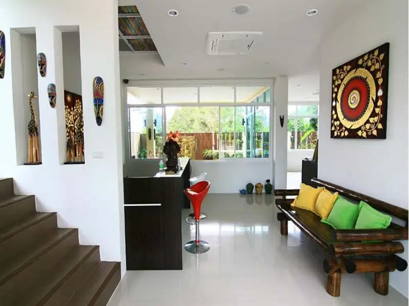 Economy room