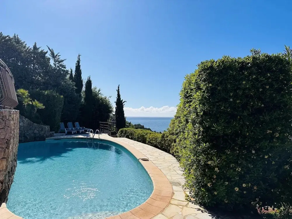 Voir la photo 1 — Sea View Villa in Theoule sur Mer With Pool- 2237