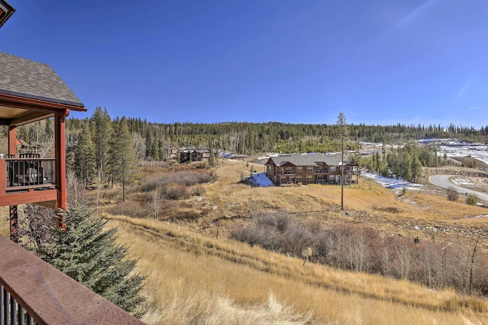 Gorgeous Fraser Townhome w/ Private Hot Tub!