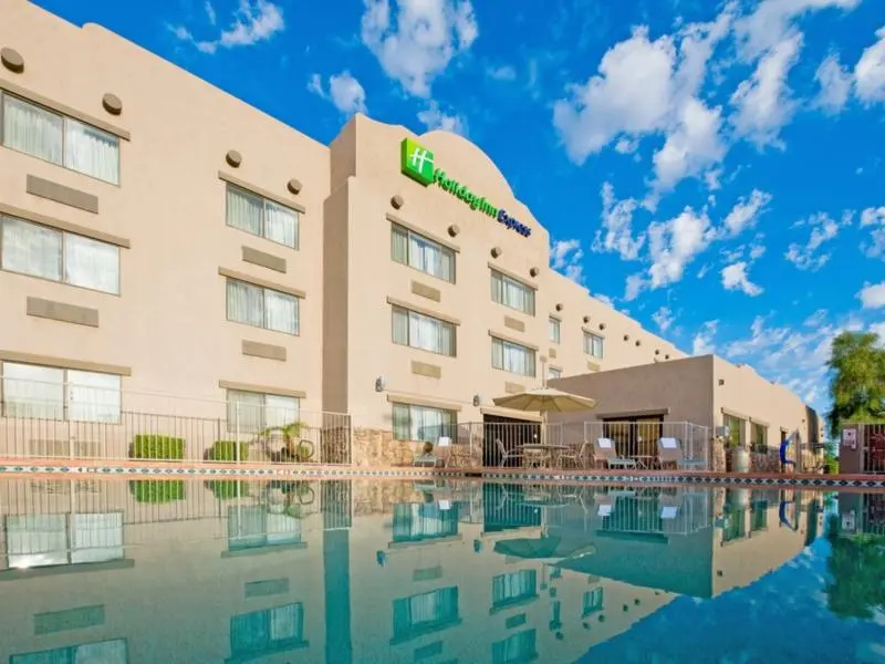 Red Lion Inn & Suites Goodyear Phoenix - Chambres