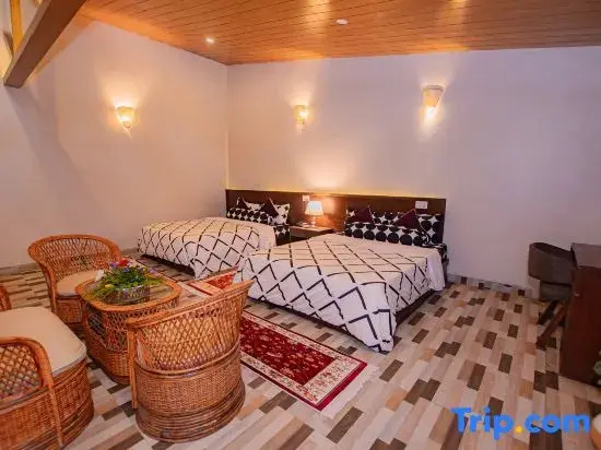 Deluxe Quadruple room