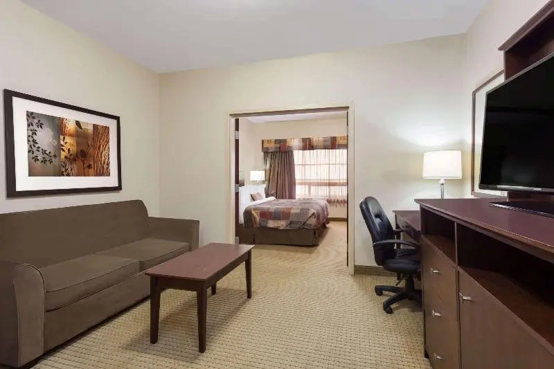 Standard Suite