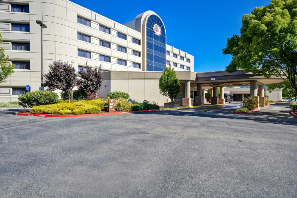 DoubleTree by Hilton Hotel Pleasanton at the Club