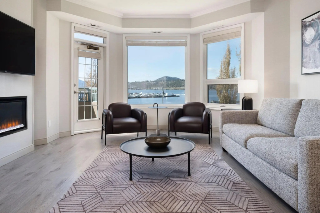 Delta Hotels by Marriott Grand Okanagan Resort - фото 8