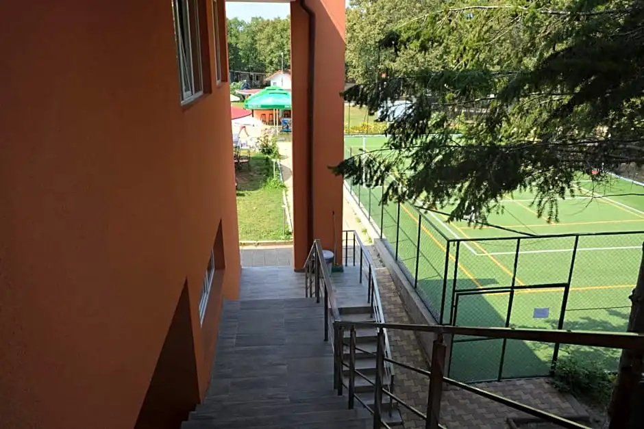 Hotel Neva