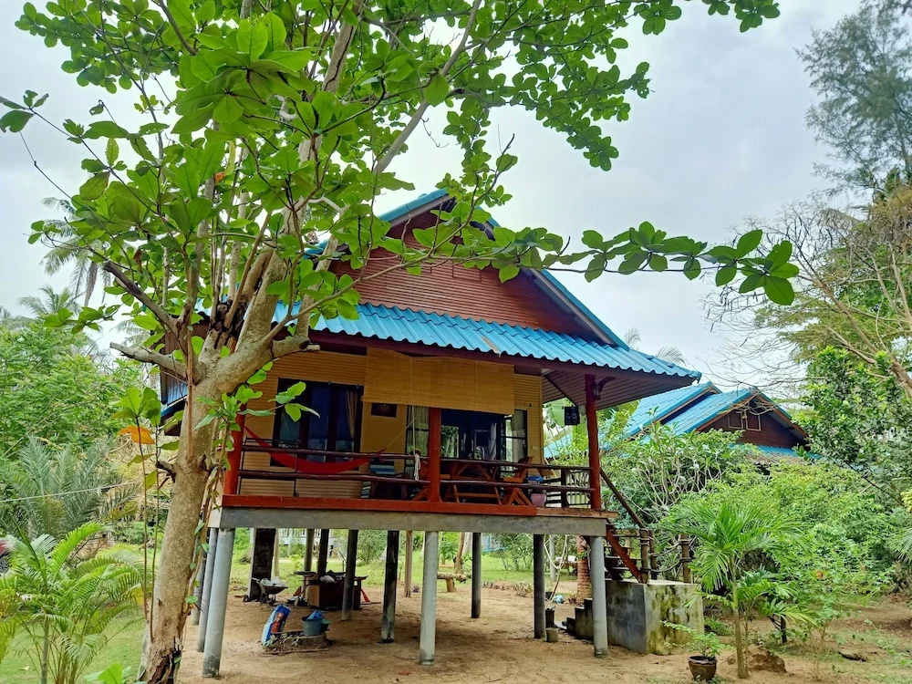 2 Bedrooms Cottage with balcony