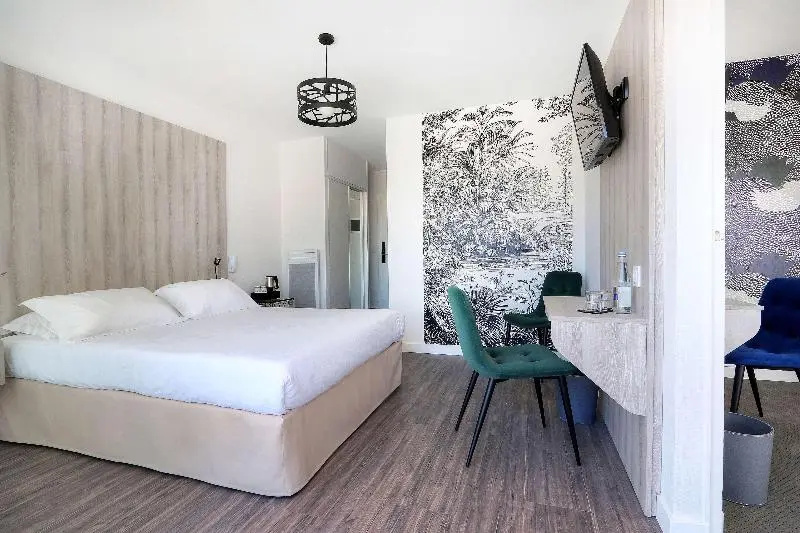 Standard Suite