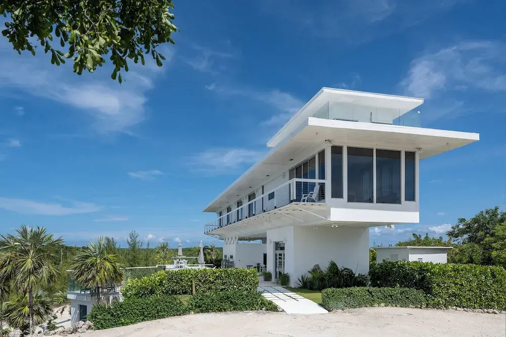 Modernized Beach House With Pool