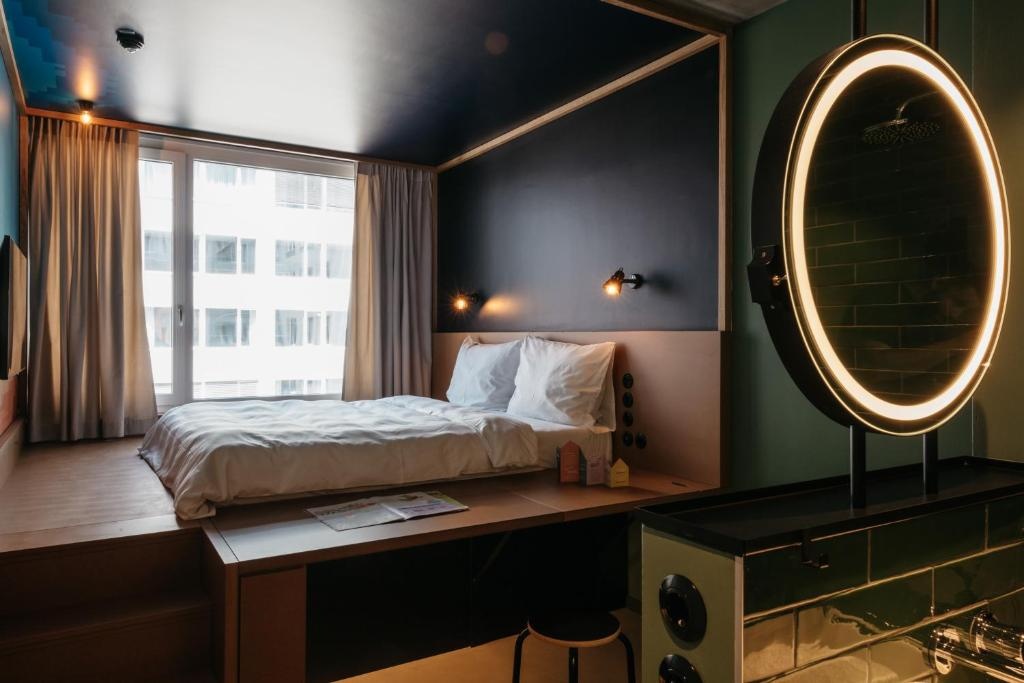 Double room Cube (full double bed)