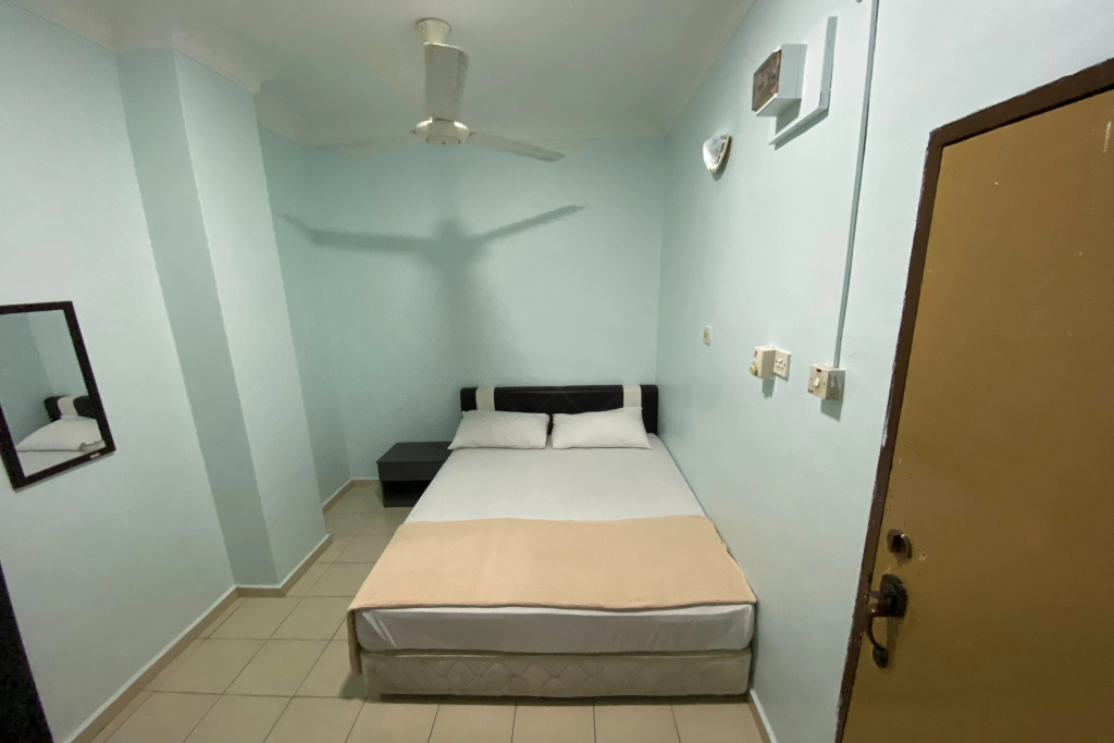 Standard Double room (full double bed)