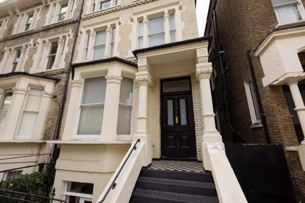 The Maida Vale Maison - 4BDR Maisonette Flat