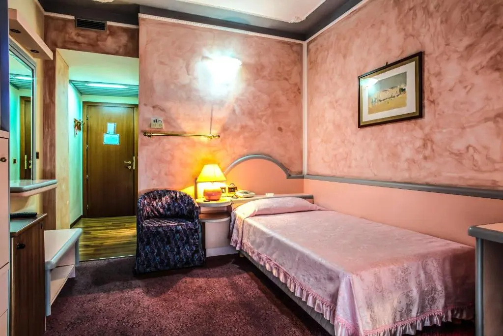 Hotel Grazia Deledda - Chambres
